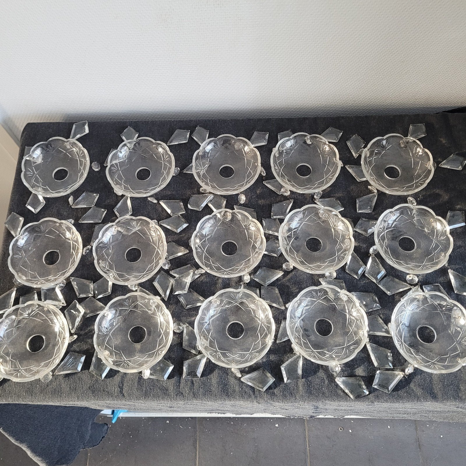 15 grote bobeches schaaltjes pegels onderdelen kroonluchter, Huis en Inrichting, Ophalen of Verzenden, Gebruikt, Glas