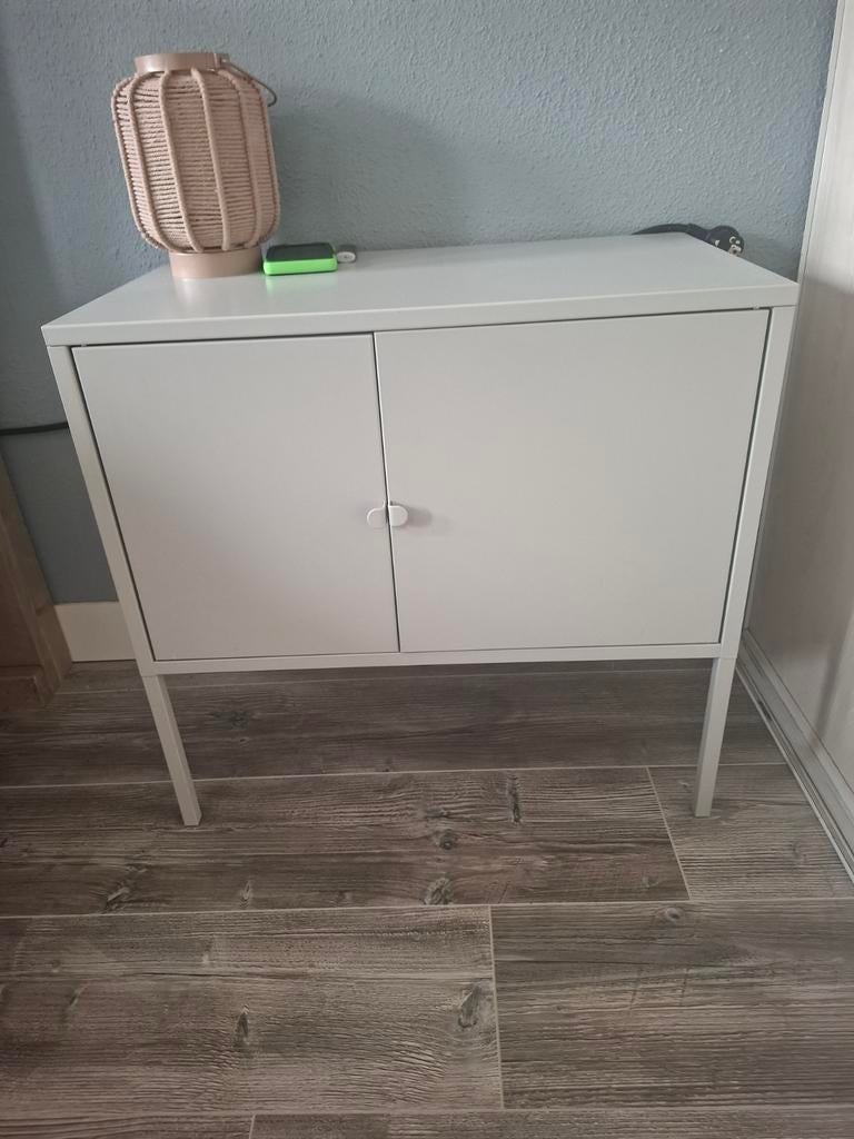 Nachtkastje locker kastje, Ophalen