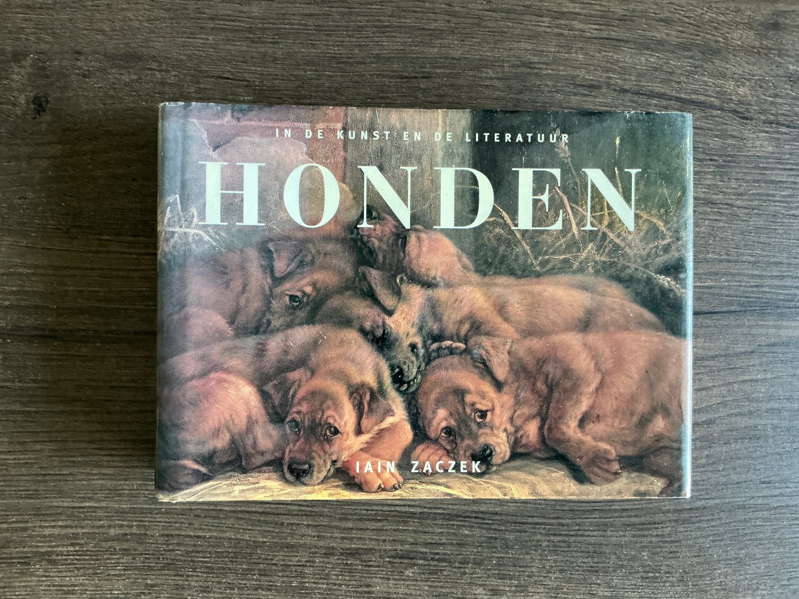 I. Watts - Honden in de kunst en literatuur (KWF), Ophalen of Verzenden, Gelezen, I. Watts