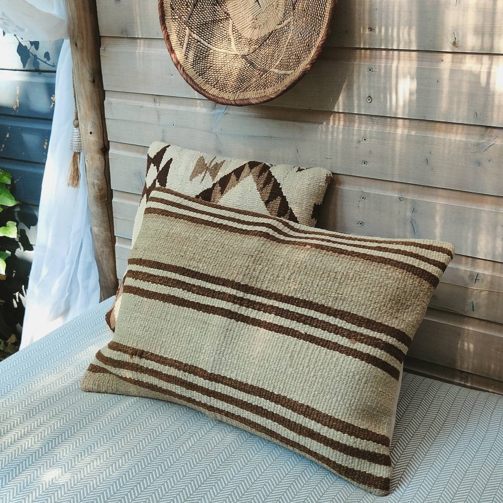 Kelimkussen 50x70 vintage neutrale rustige tinten gestreept, Yazgibi, Handgemaakt, Nieuw, Sierkussen