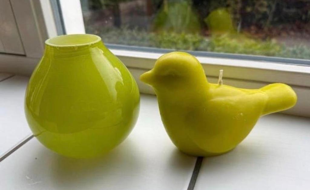 Kaarsje in vogelvorm en vaasje, appelgroen, Ophalen of Verzenden, Overige materialen, Minder dan 25 cm