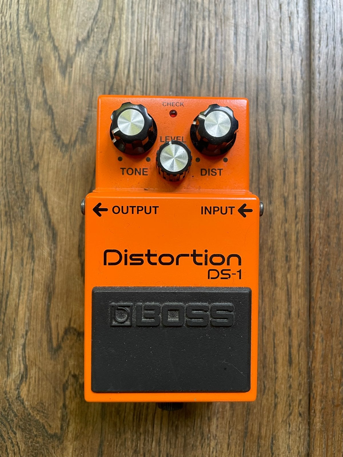 Boss DS-1 Distortion Pedaal - Zo goed als nieuw, Ophalen of Verzenden, Zo goed als nieuw, Distortion, Overdrive of Fuzz