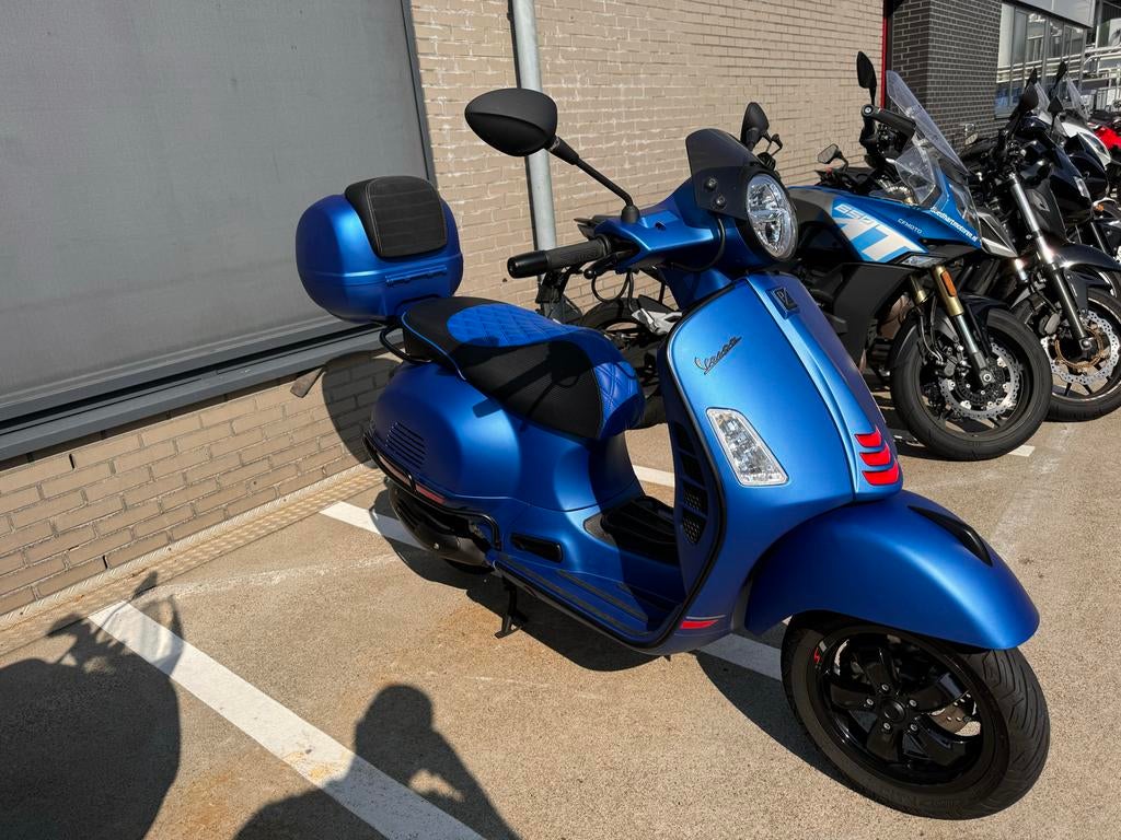 Vespa GTS SuperTech 300 HPE - Mat Blauw, Overige modellen, Maximaal 45 km/u, Ophalen of Verzenden, Zo goed als nieuw