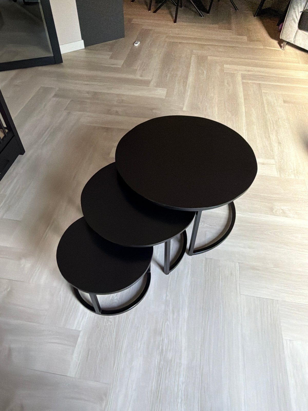 Set van 3 zwarte ronde bijzettafels, Ophalen, Minder dan 45 cm, Minder dan 55 cm, Metaal of Aluminium
