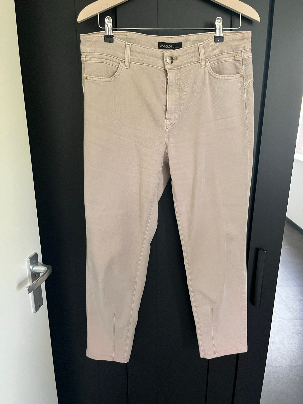 Marc Cain jeans maat 42/44 (L) beige, Kleding | Dames, Beige, Maat 42/44 (L), Ophalen of Verzenden, Zo goed als nieuw