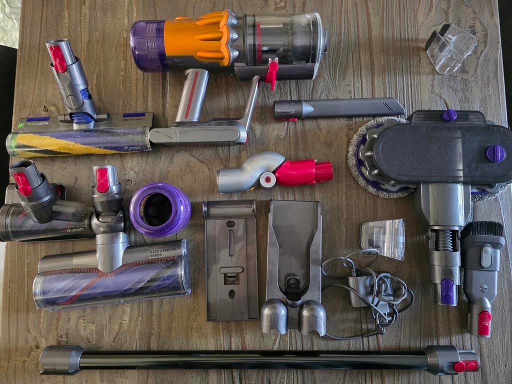Dyson v12 detect absolute steelstofzuiger met dweilfunctie, Ophalen, Zo goed als nieuw