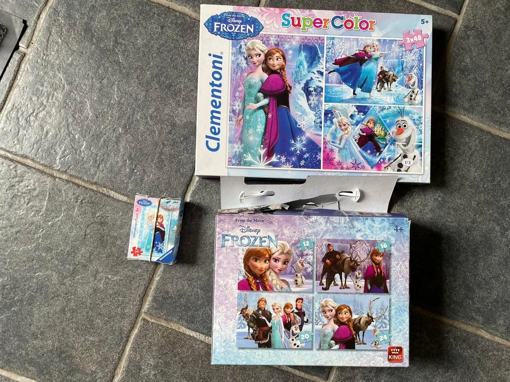 8 frozen puzzels, Ophalen, 10 tot 50 stukjes, Zo goed als nieuw