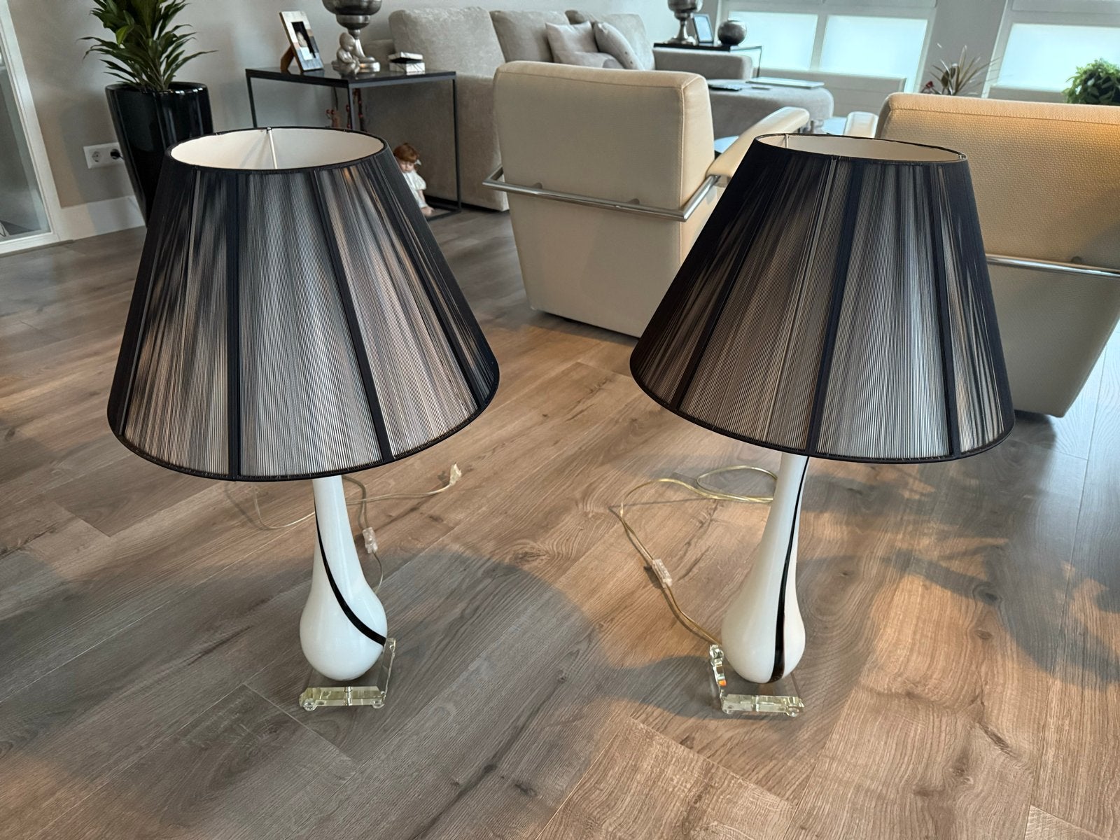 Elegante tafellampen met zwart-witte kap - Set van 2, Huis en Inrichting, Overige merken, Schemerlamp, Modern, E27 (groot)