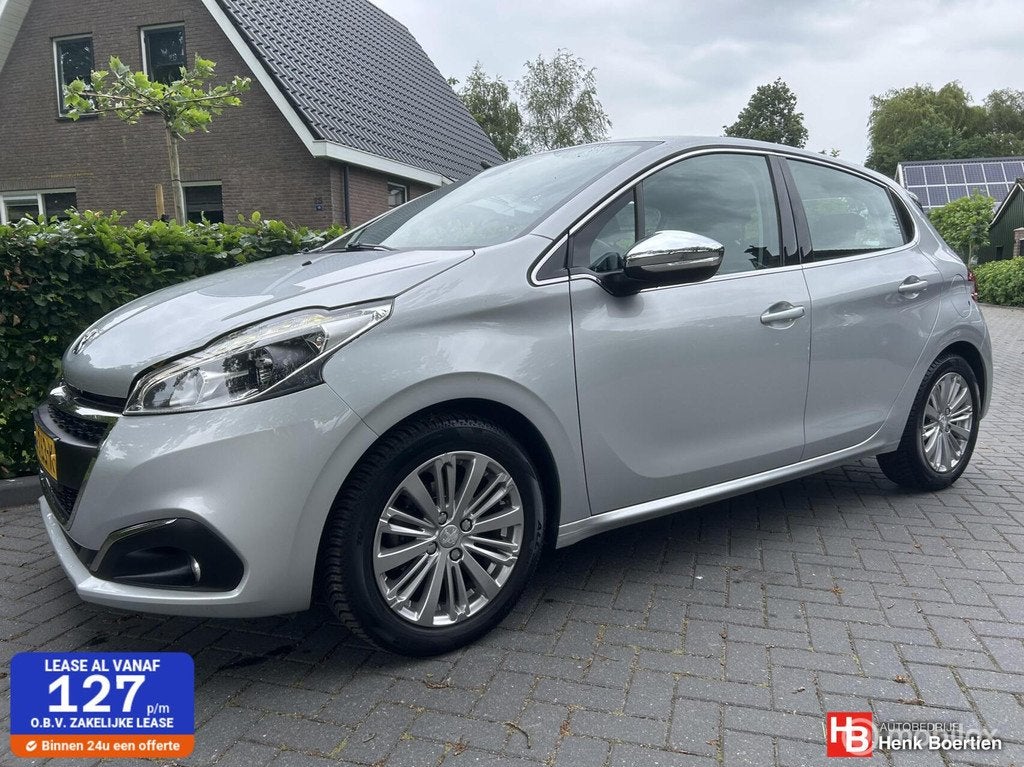 Peugeot 208 1.2 PureTech Blue Lease Allure, Automatische klimaatregeling, Gebruikt, 1199 cc, 82 pk