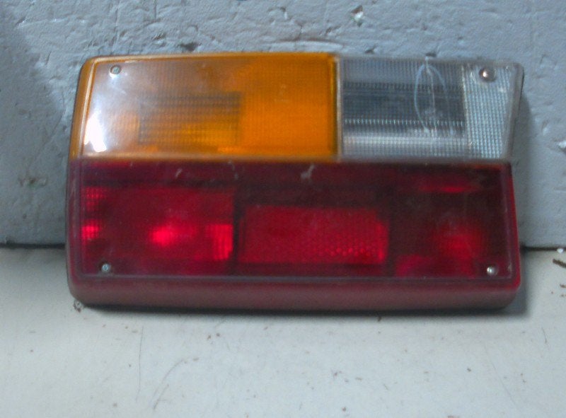 Achterlicht Links Saab 99 (1974-09/1984-12), Auto-onderdelen, Verlichting, Saab-de-info@saabgroup.com, Gebruikt, Marienbergstraße  96, Nürnberg 90411, , Duitsland