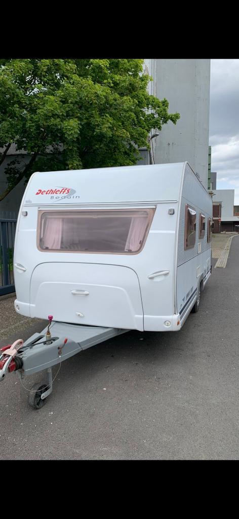Dethleffs 2003 caravan, Vast bed, Rondzit, 7 tot 8 meter, Particulier