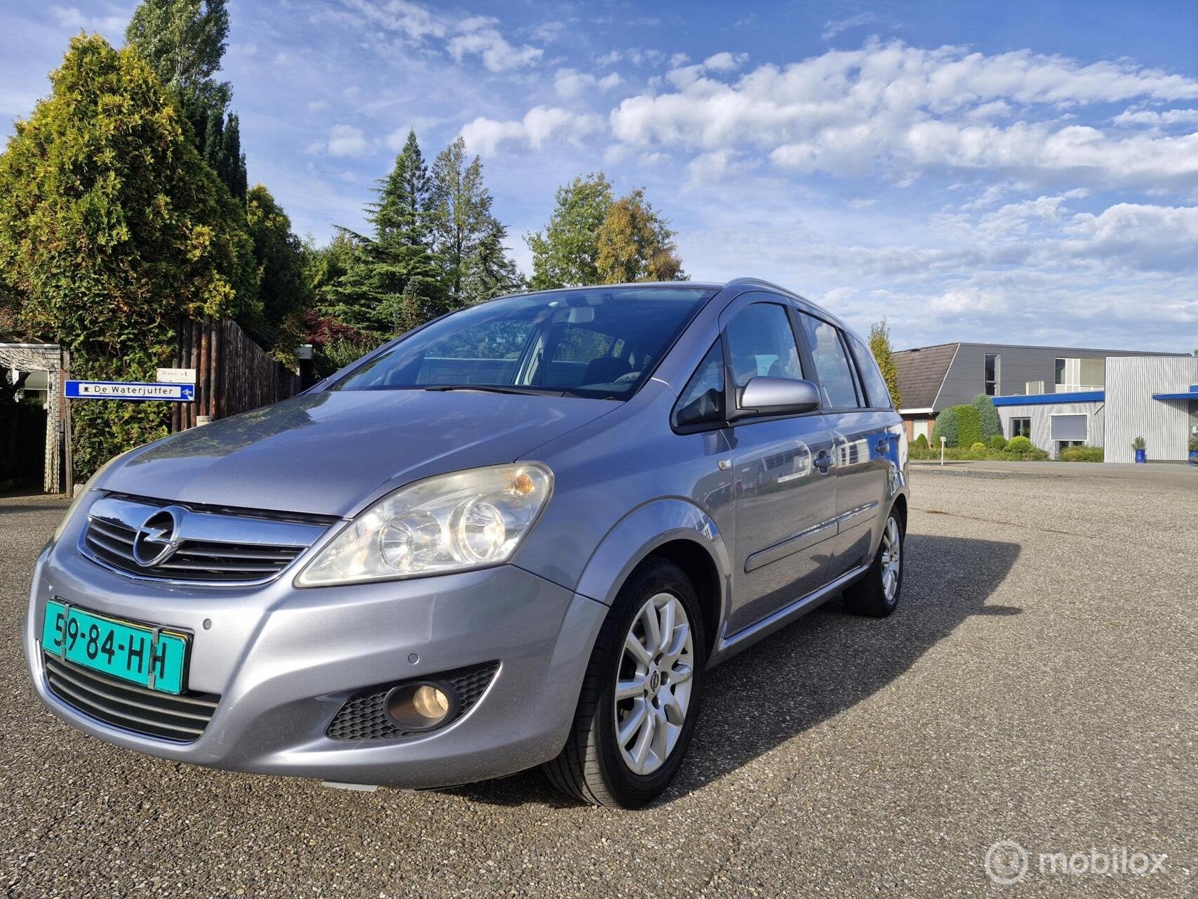 Opel Zafira 1.6 Executive, Auto's, Voorwielaandrijving, Gebruikt, 4 cilinders, 1000 kg