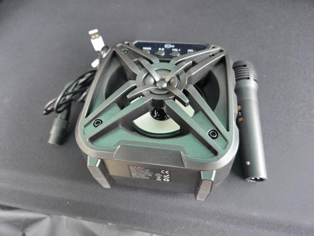 Karaoke speakers, Ophalen, Zo goed als nieuw, Complete set