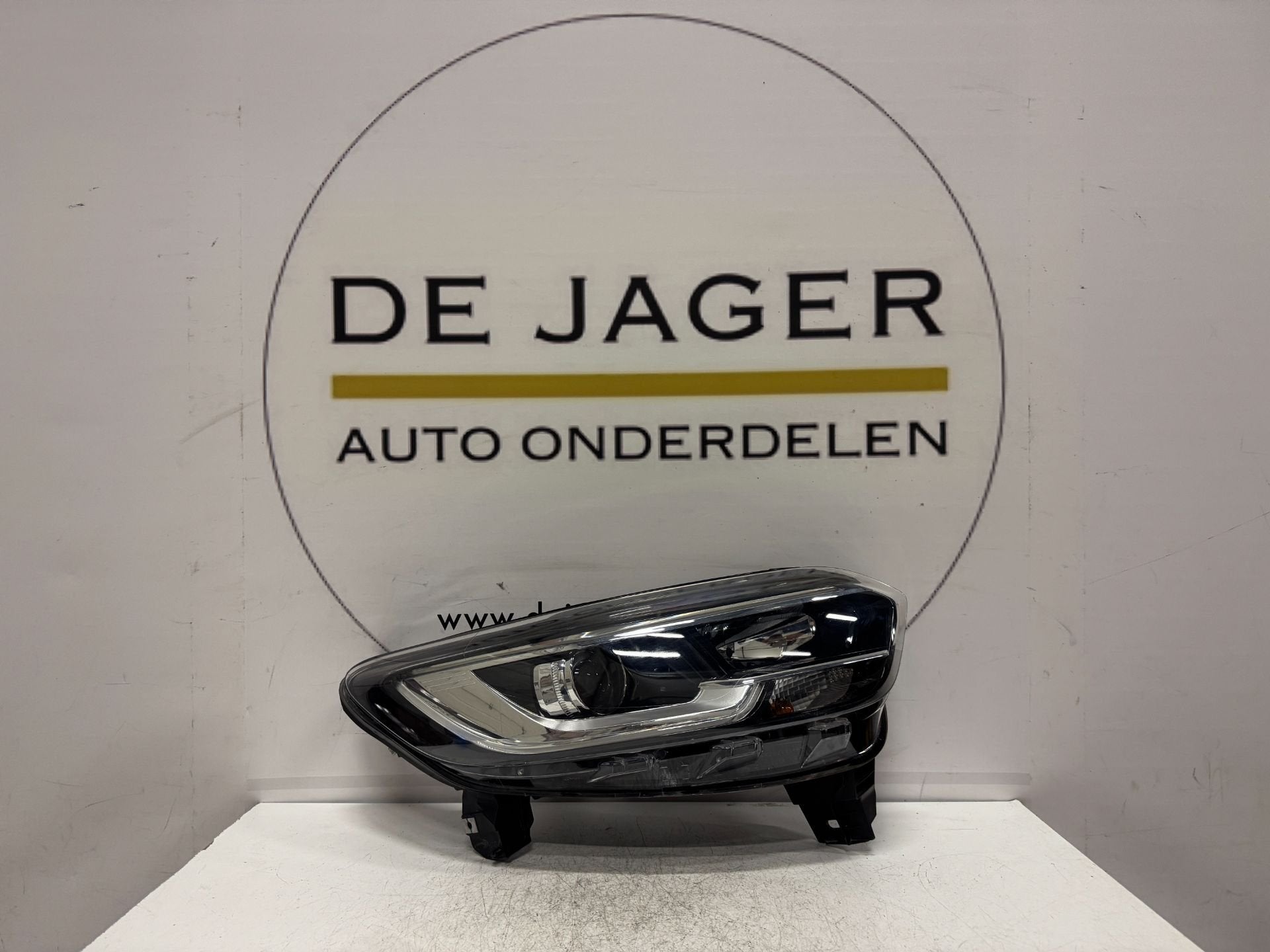 RENAULT KADJAR FULL LED KOPLAMP 260101096R LINKS, Renault Group, Gebruikt, Contact.group@renault.com, Renault