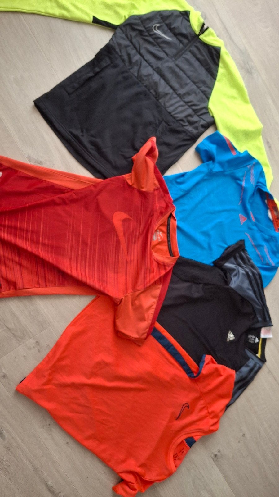 Sportkleding pakket voor jongens  m 137- 147 cm (Nike, Adida, Ophalen of Verzenden, Gebruikt, Nike, Adidas, Jongen