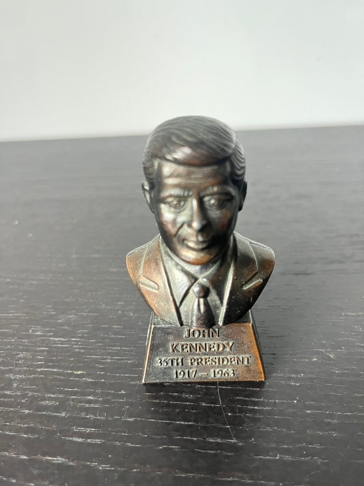 Metalen buste beeldje amerikaanse president john f kennedy, Ophalen of Verzenden, Zo goed als nieuw