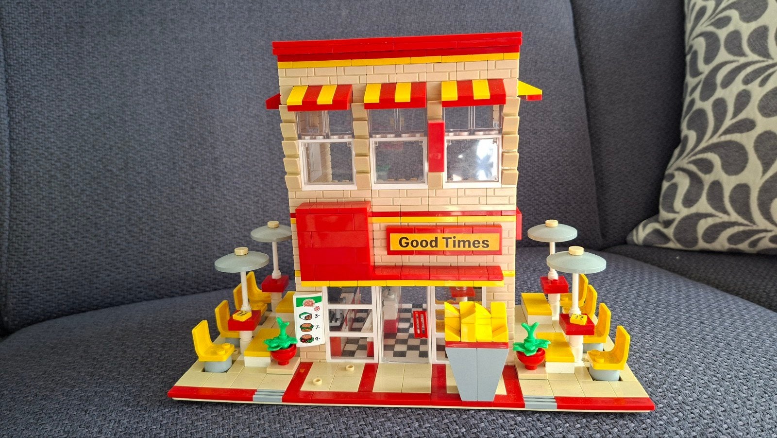 Lego MOC 'Good Times' Diner - Eigen Creatie, Ophalen, Zo goed als nieuw