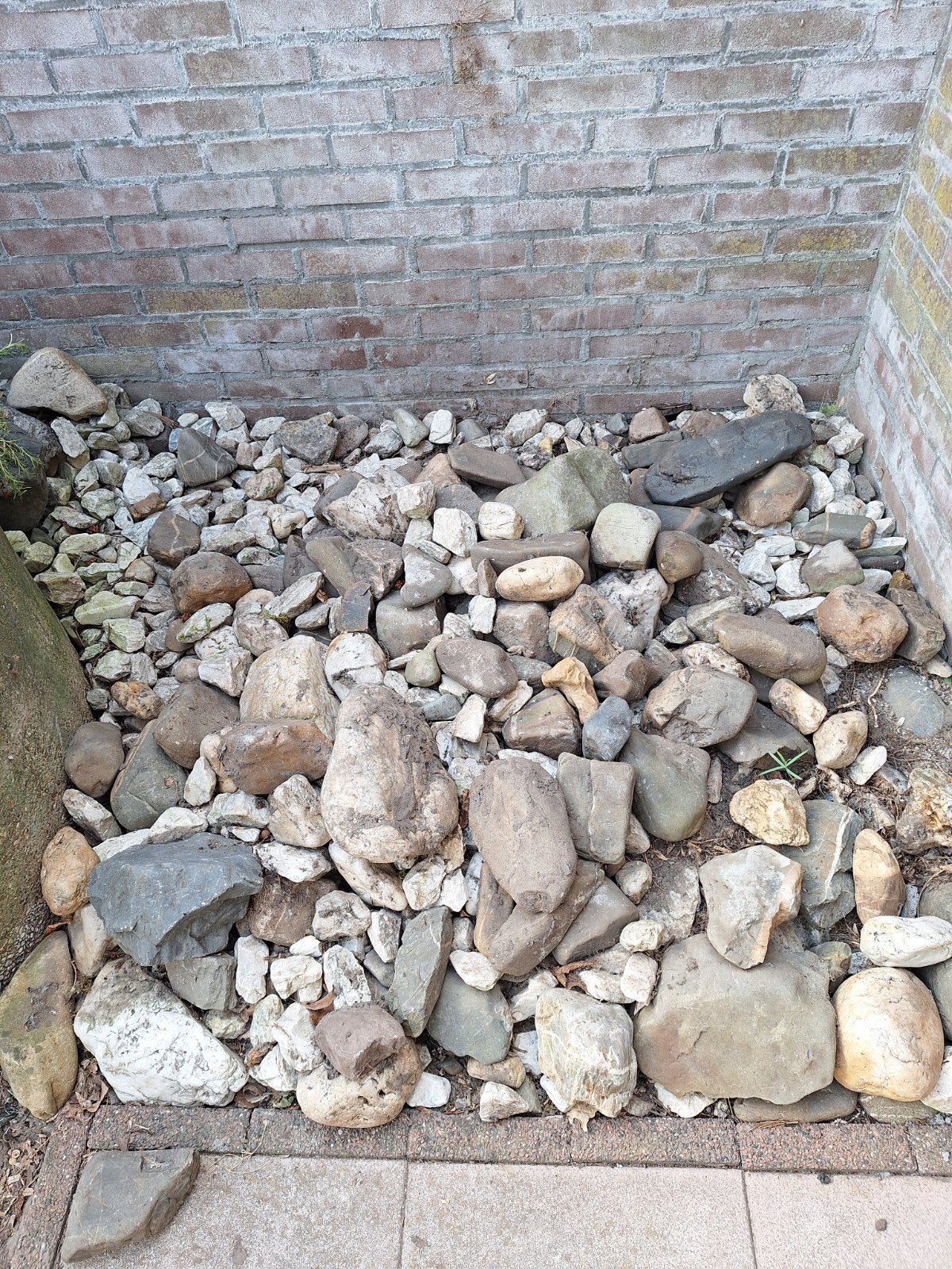 gratis/ophalen/dikke/stenen/kiezel/tuin/decoratie, Tuin en Terras, Ophalen, Gebruikt