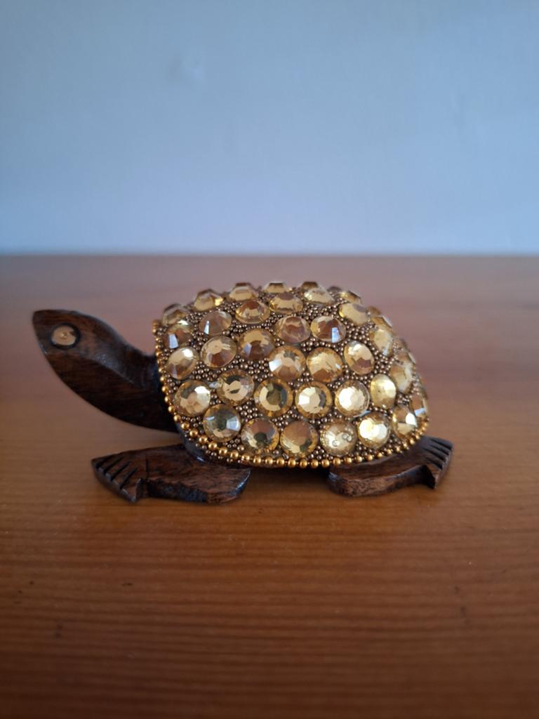 Schildpad met kralen en pailletten, Verzamelen, Ophalen of Verzenden, Zo goed als nieuw, Dier