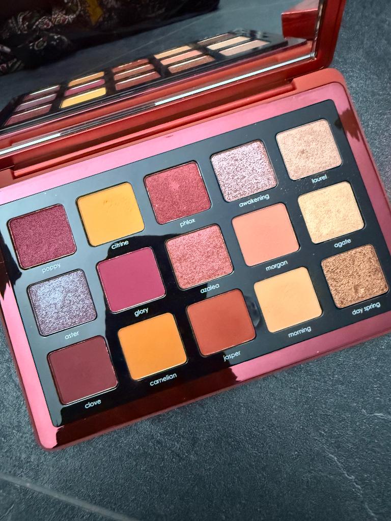 Natasha Denona Sunrise Palette, Ophalen of Verzenden, Zo goed als nieuw, Make-up, Overige kleuren