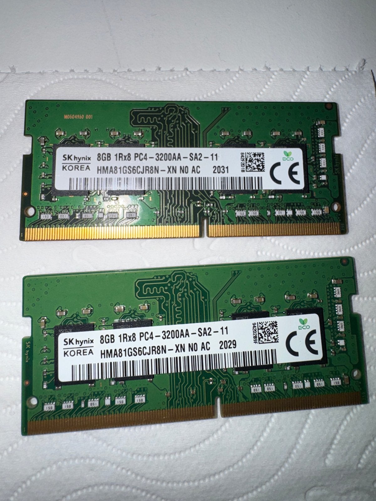 16GB | SK Hynix 8GB DDR4 RAM PC4-3200AA Laptop Geheugen, Computers en Software, RAM geheugen, DDR4, 8 GB, Ophalen of Verzenden