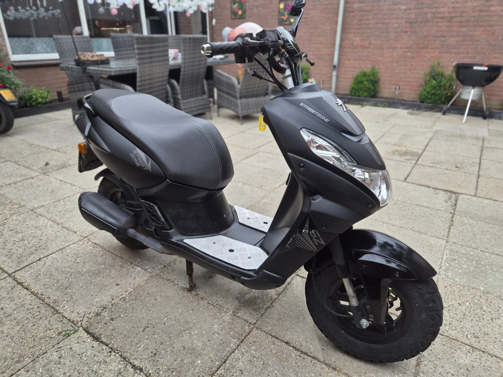 Peugeot Streetzone Scooter 25 km/h BJ 2022, Ophalen of Verzenden, Gebruikt, Benzine, Overige modellen