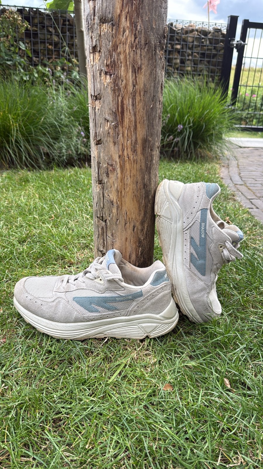 Hi-Tec Shadow Sneakers Maat 41 - Gedragen, Ophalen of Verzenden, Gedragen, Overige kleuren, Sneakers of Gympen