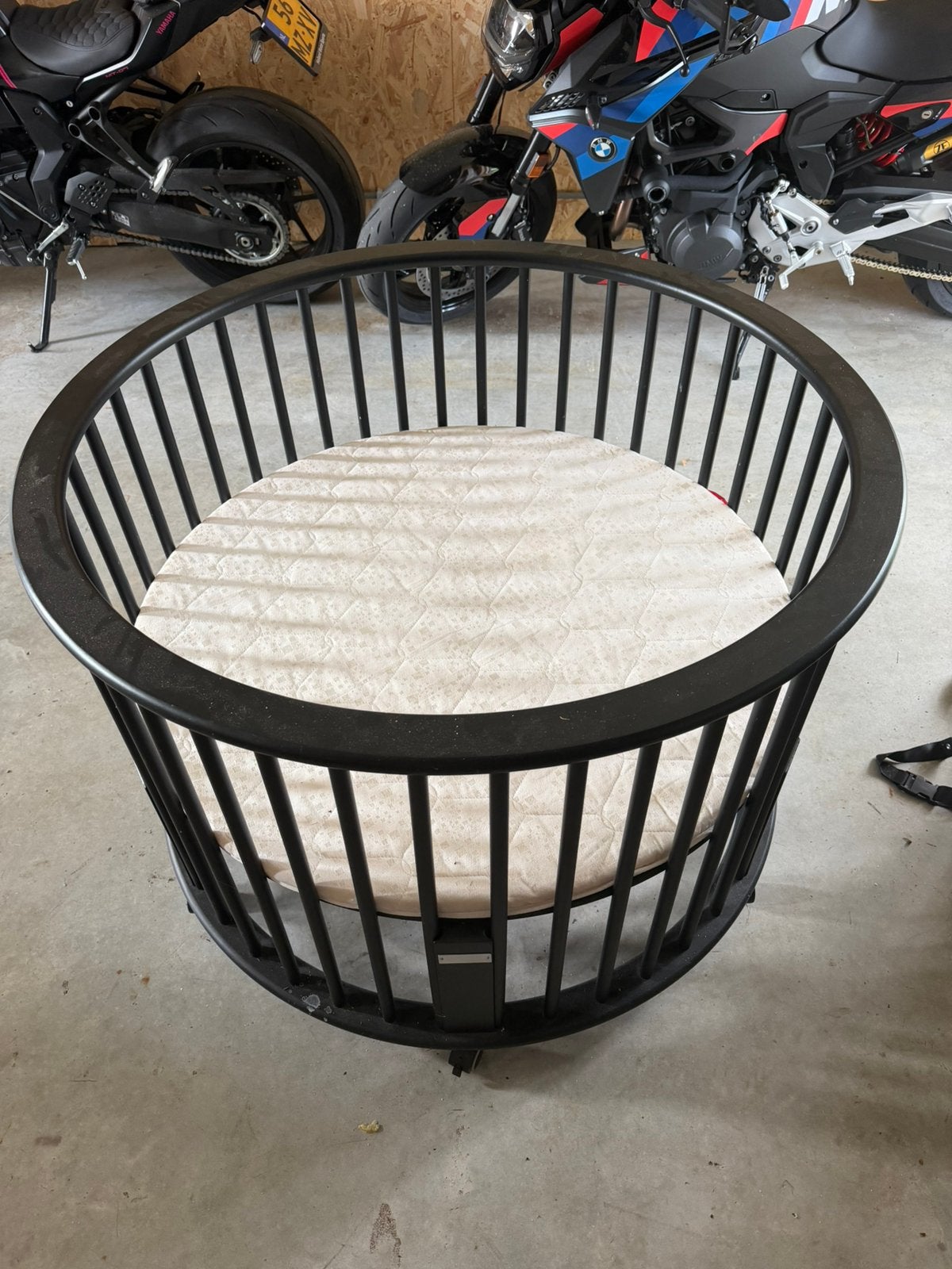 Bopita Box Rondo Mat Zwart, Kinderen en Baby's, Ophalen, Gebruikt, Rond, Wieltjes
