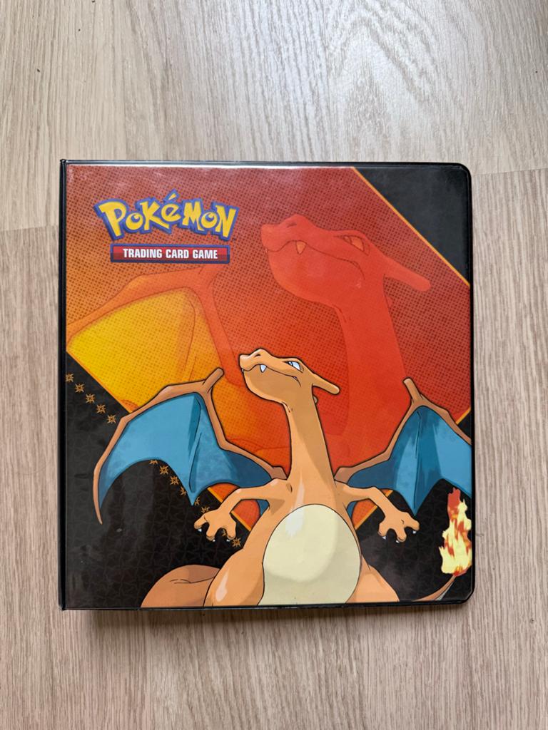 Pokémon Kaartenmap Charizard - Ultra Pro Binder, Ophalen of Verzenden, Boek of Catalogus