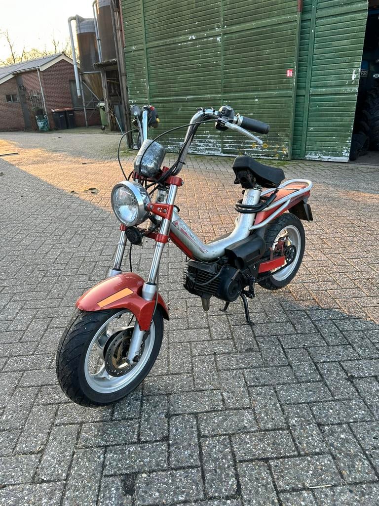 Tomos youngsters 50 cc, Fietsen en Brommers, Brommers | Tomos, Ophalen, Zo goed als nieuw, Standard