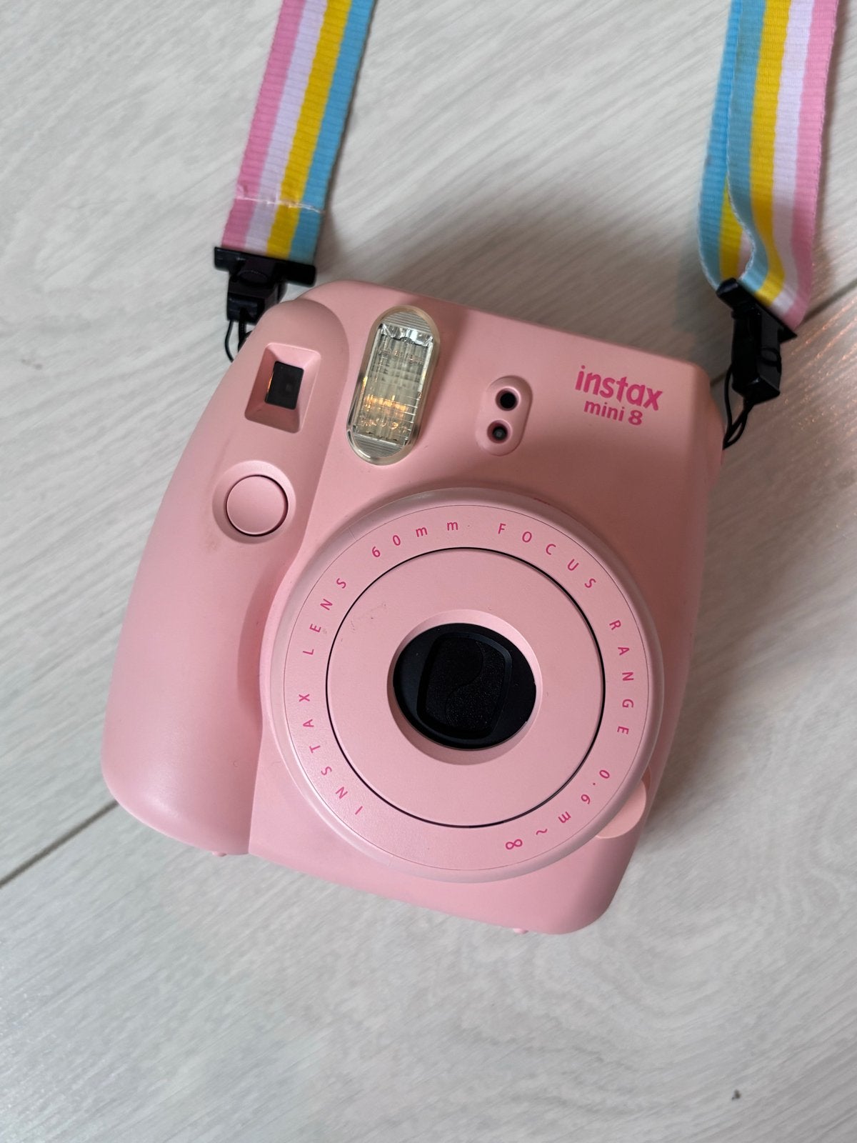 Fuji Instax Mini 8 Roze Instant Camera met Hoesje, Ingebouwde flitser, Instant camera, Ophalen of Verzenden, Zo goed als nieuw
