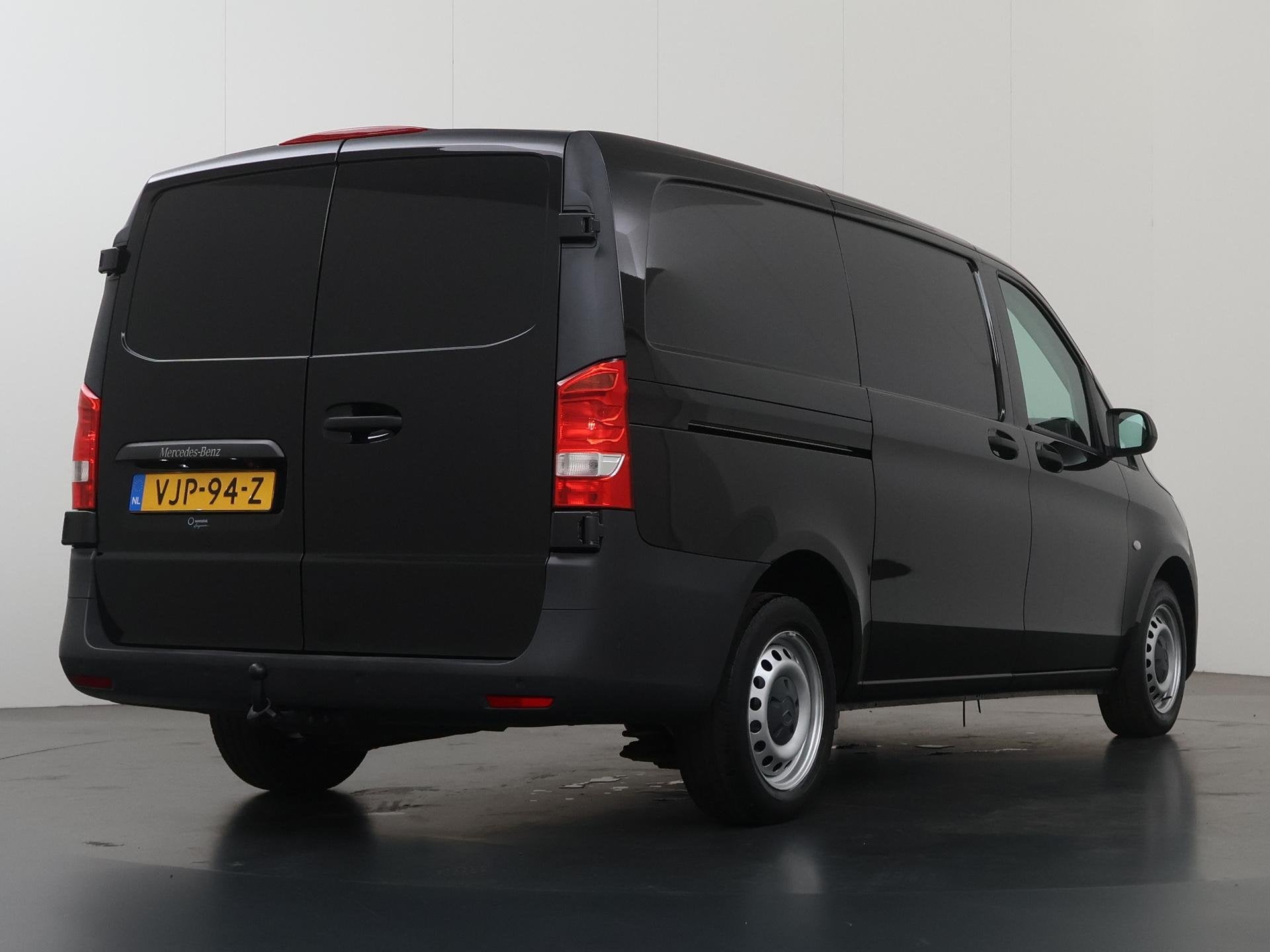 Mercedes-Benz Vito 110 CDI | L2 Lang | Airco | Parkeerpakket, Auto's, Voorwielaandrijving, 1893 kg, Gebruikt, 4 cilinders