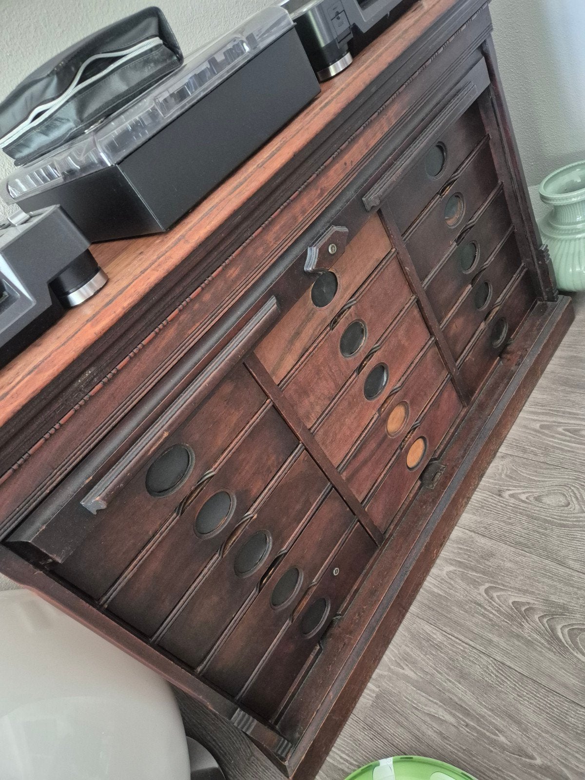 Antieke Amberg archiefkast met 15 lades en rolluik, Antiek en Kunst, Ophalen