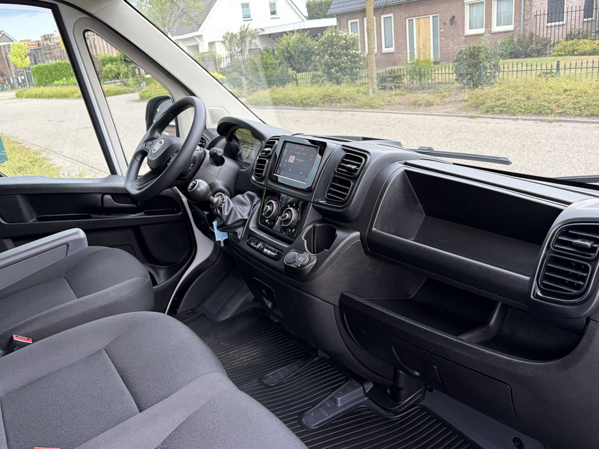 Fiat Ducato 35H 2.2 MultiJet 140PK E6 L4H2 Heavy  3-zits, Dealer onderhouden, Stof, Gebruikt, 4 cilinders