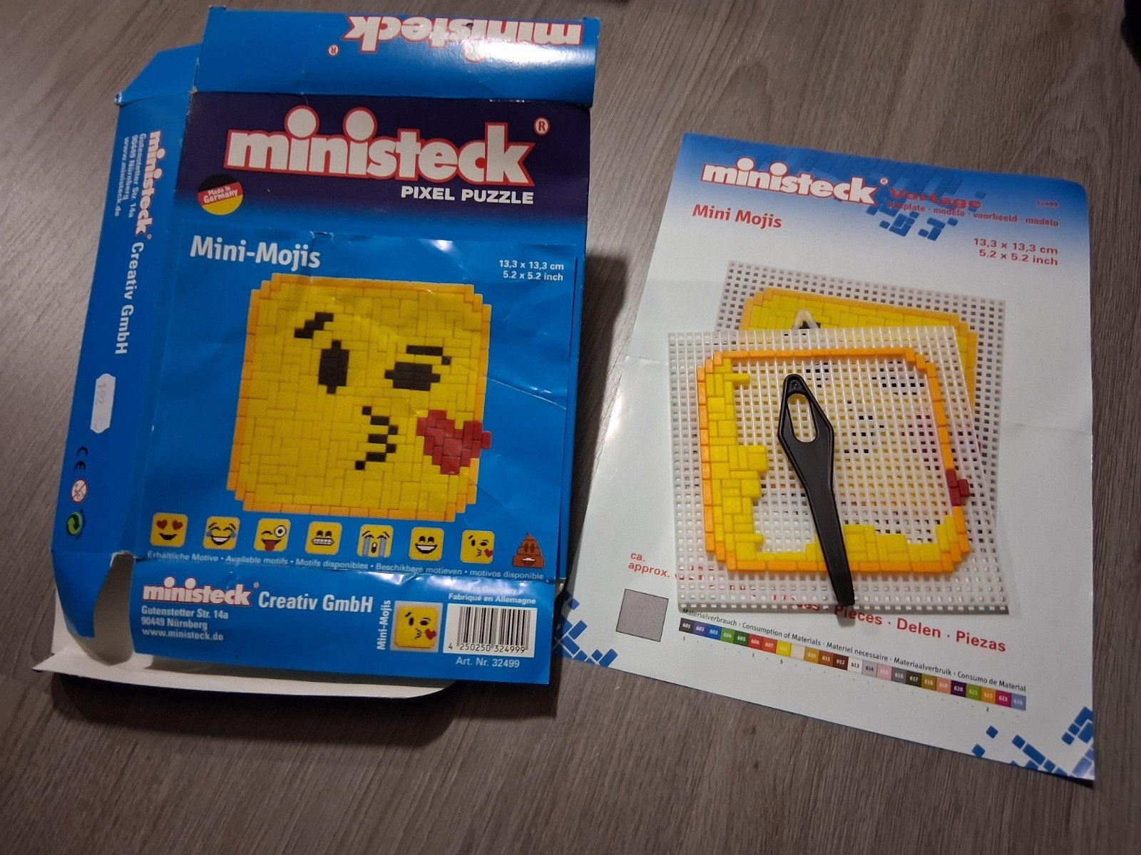 MiniSteck Emoji Pixel Puzzel - Mini-Mojis, Hobby en Vrije tijd, Ministeck, Ophalen of Verzenden, Zo goed als nieuw, Box-set