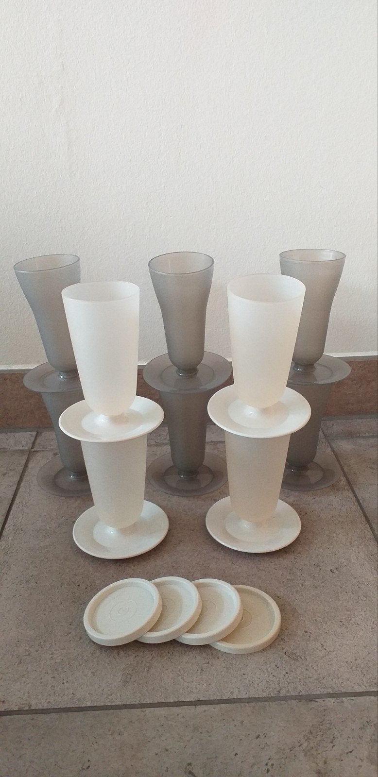 10 Tupperware ijscoupe's, dessertbeker/smootie/coctail beker, Overige kleuren, Overige typen, Ophalen of Verzenden, Zo goed als nieuw