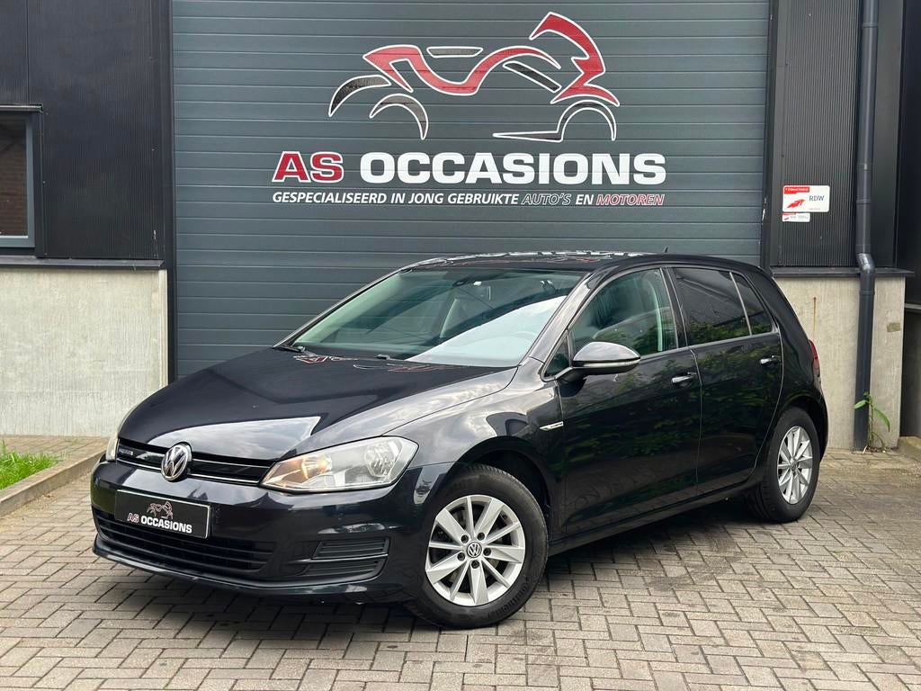 Volkswagen Golf 1.6 TDI BlueMotion - Nwe riem - Airco - Crui, Voorwielaandrijving, Euro 5, Gebruikt, 4 cilinders