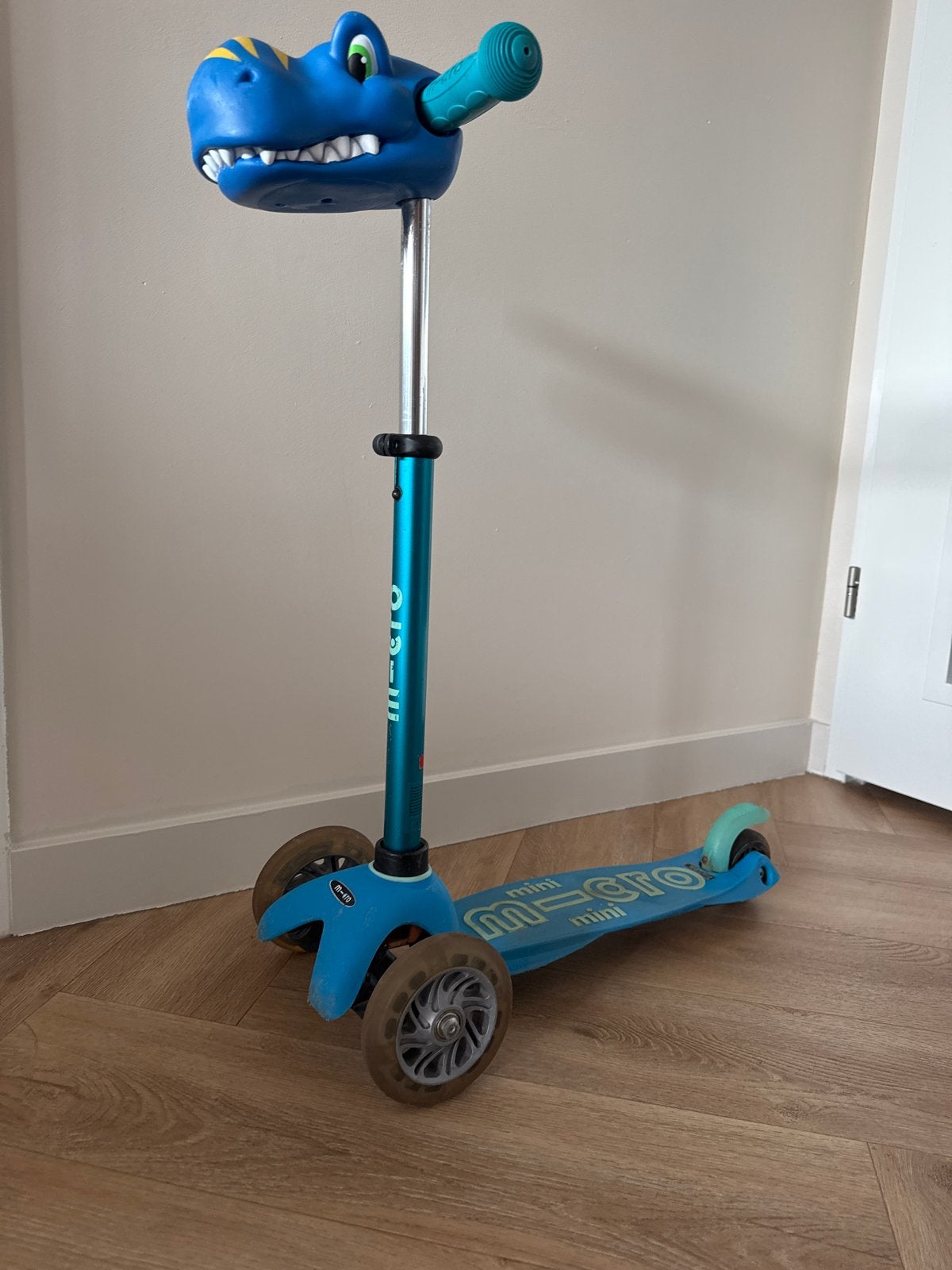 Micro Mini Step met Dinosaurus - Blauw, Fietsen en Brommers, Steps, Ophalen, Gebruikt, Gewone step