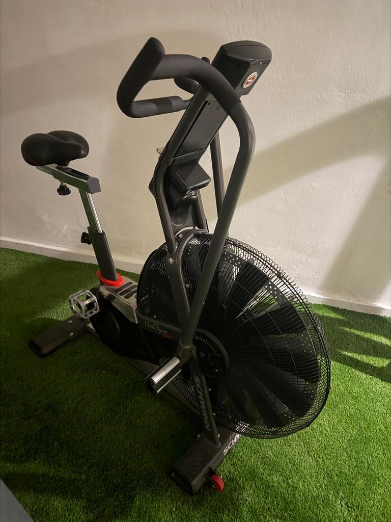 Schwinn Airdyne AD8 Airbike - Zo goed als nieuw, Ophalen, Armen, Zo goed als nieuw, Airbike