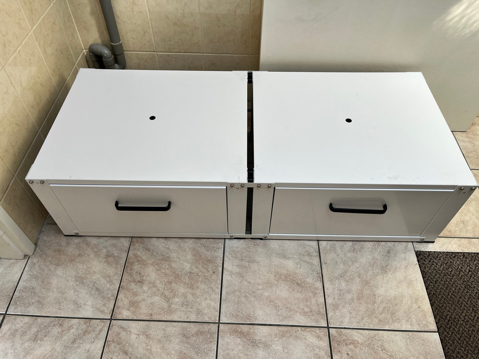 Wasmachine verhoger dubbel metaal 127,5 B x 54 D x 31 H, Ophalen, Zo goed als nieuw, Minder dan 1200 toeren, Minder dan 85 cm