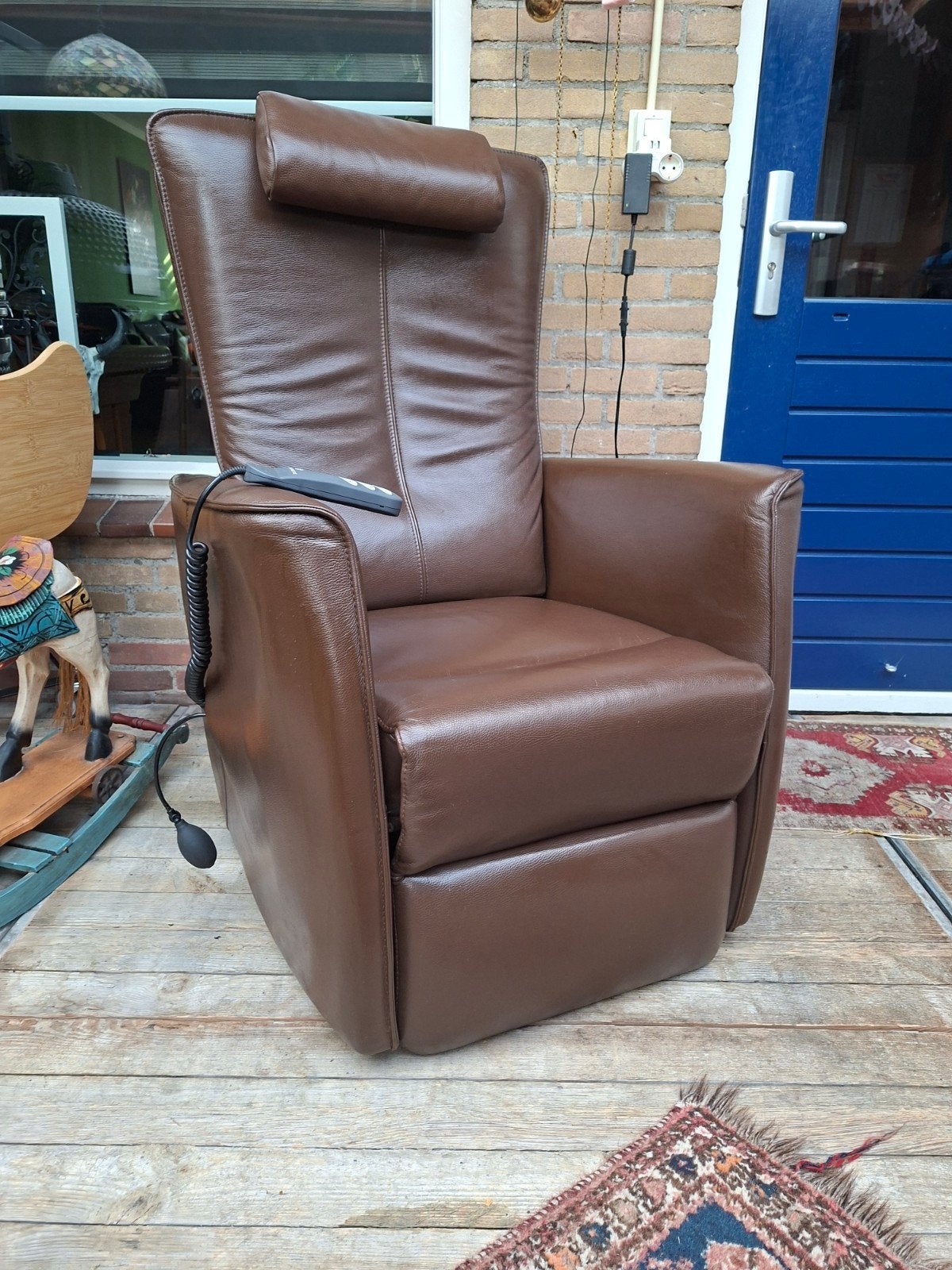 electrische prominent bruin leren sta op stoel, Ophalen, Eenpersoons, Minder dan 75 cm, Leer