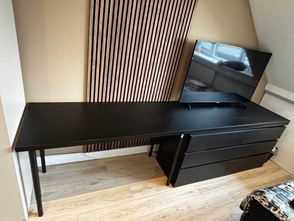 Werkblad Sencys Gebrand Hout–304x64x3,8cm (+Malm Ladekast), Huis en Inrichting, Ophalen, Zwart, Zo goed als nieuw, 200 cm of meer