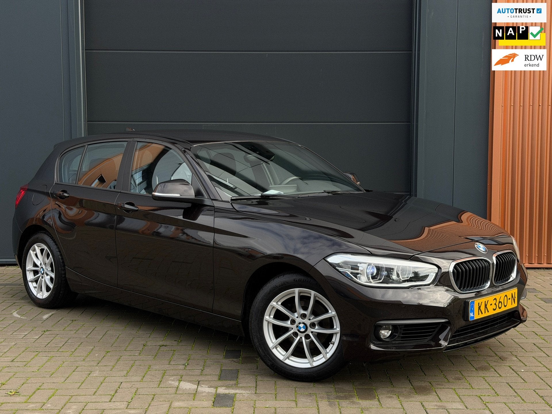 BMW 1-serie 118i Centennial Executive|NL-Auto|100% Onderhoud, Gebruikt, Bruin, Origineel Nederlands, Bedrijf