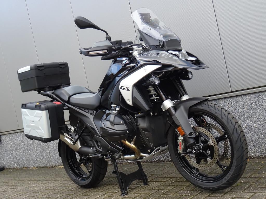 BMW R 1300 GS ABS TRIPLE BLACK (bj 2025), Motoren, Motoren | BMW, Bedrijf, Toermotor, 1300 cc