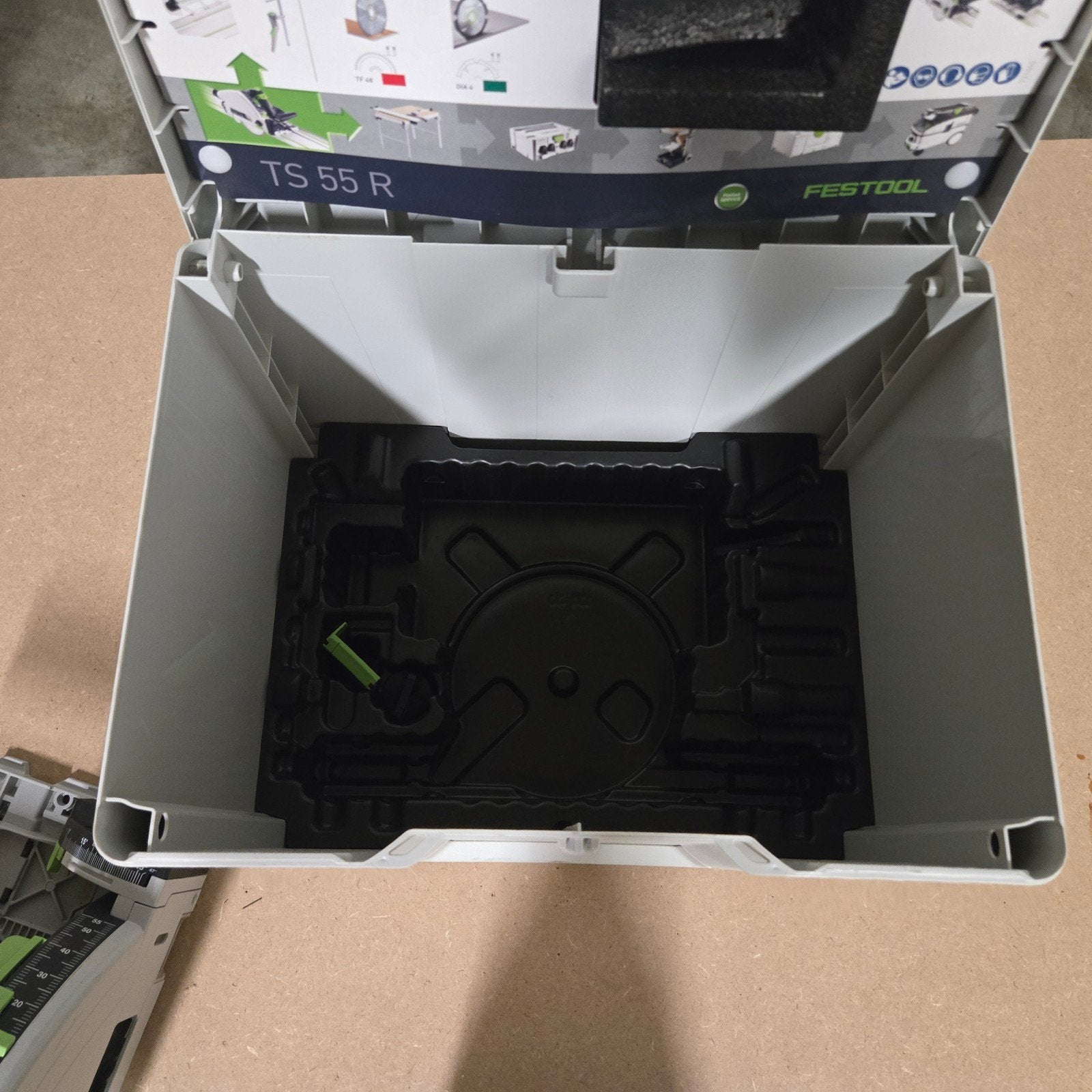 Foto 9 van Festool invalzaag TS 55 REBQ met 2x 1400mm geleiderails