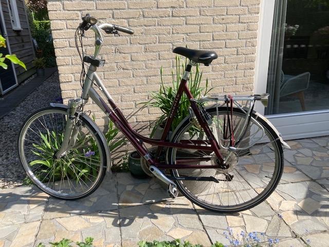 Goede damesfiets - Gazelle - af te halen in Meppel, Ophalen of Verzenden, Zo goed als nieuw