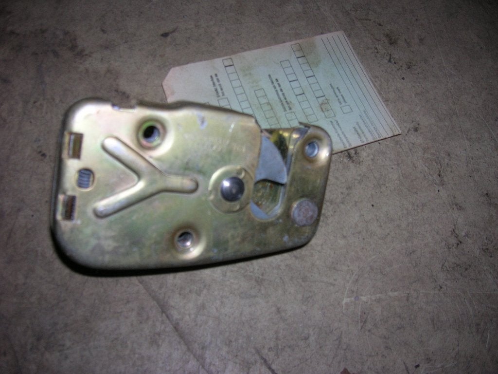 portiervanger/slot triumph spitfire mk4 1500, Auto-onderdelen, Ophalen of Verzenden, Voor, Triumph, Spatbord