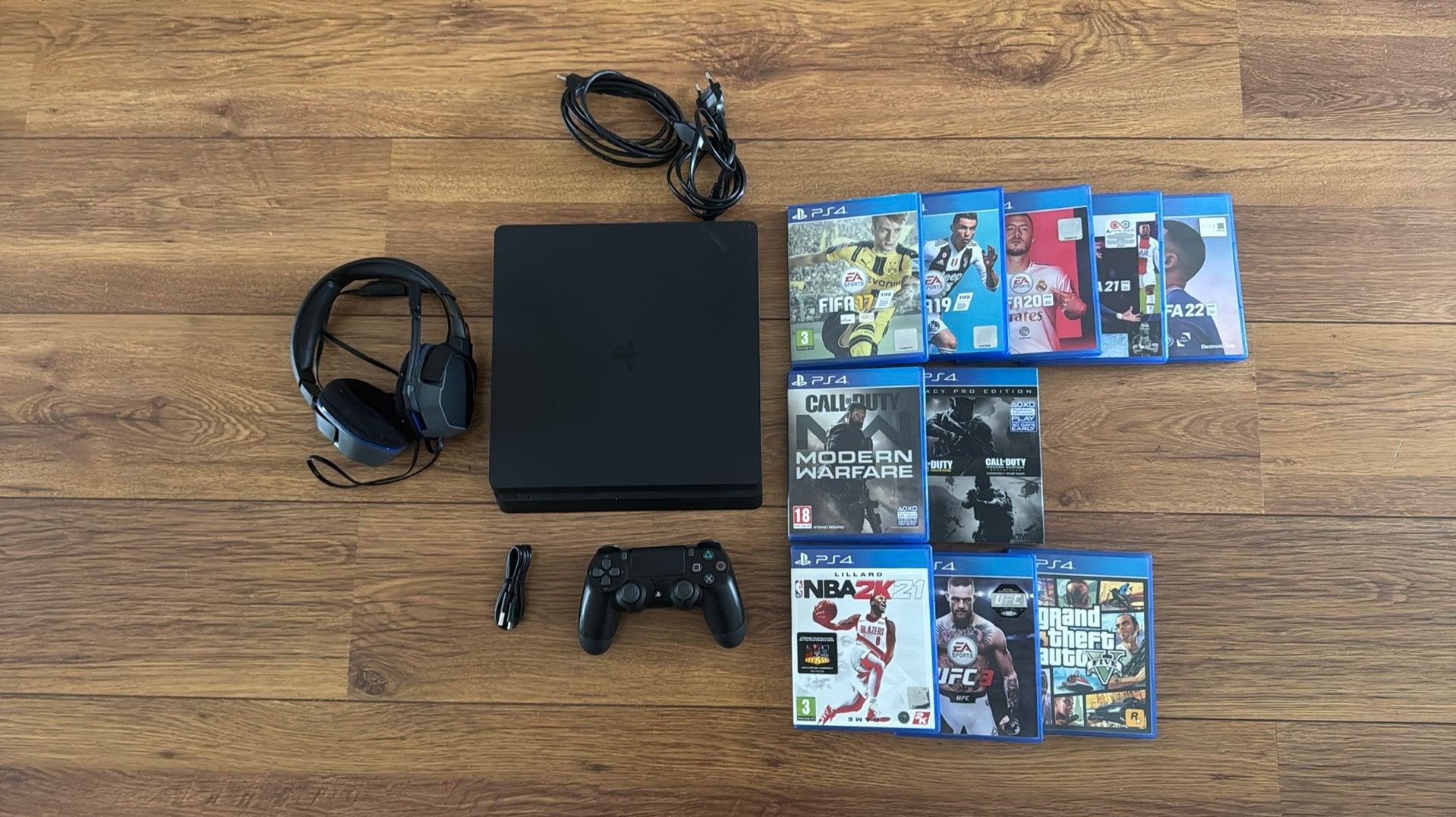 PlayStation 4 Slim met 10 games, controller en headset, Ophalen, Met 1 controller, Slim, 500 GB