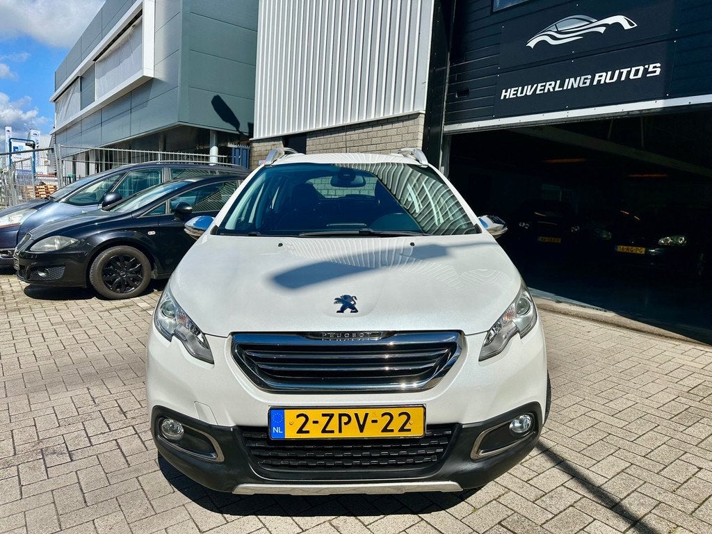 Peugeot 2008 1.2 PureTech Allure | Riem V.V | Clima | Navi |, Auto's, Peugeot, Voorwielaandrijving, Euro 5, Zwart, 1199 cc