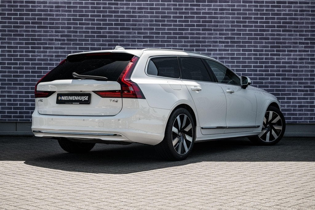 Volvo V90 2.0 T6 Plug-in hybrid AWD Plus Bright | Adaptieve, 12 maanden, Euro 6, 4 cilinders, 180 min